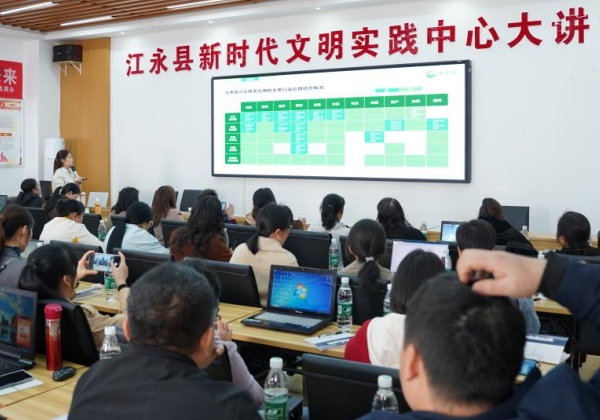 惠農(nóng)網(wǎng)著力構(gòu)建縣域產(chǎn)業(yè)數(shù)字化服務(wù)體系，推動(dòng)“AI+農(nóng)業(yè)”融合創(chuàng)新